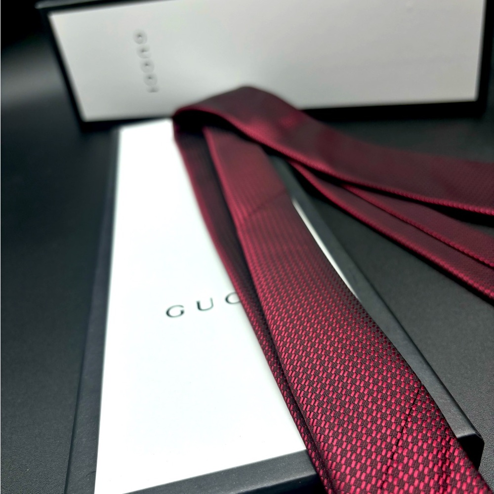 New Gucci GG Logo  Tie